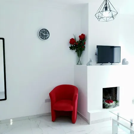 Luxury Rose Suites شقة