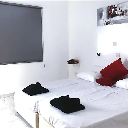 Luxury Rose Suites Apartment *